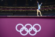 Доминик Пегг (Dominique Pegg) at 2012 Olympics in London (19xHQ) E1802f295246091
