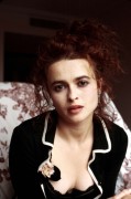 Хелена Бонем Картер (Helena Bonham Carter) Henny Garfunkel photoshoot 2001 - 3xHQ 181018297574724