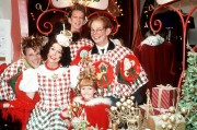 Гринч, похититель Рождества / How the Grinch Stole Christmas (Джим Керри, 2000) C74dd2297933297