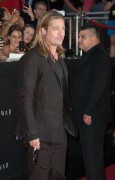 Брэд Питт (Brad Pitt) 'World War Z' New York Premiere, Duffy Square in Times Square (June 17, 2013) - 206xHQ D59242299071423