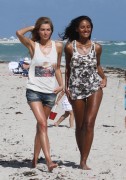 Эммануэла де Паула, Джессика Харт (Jessica Hart, Emanuela de Paula) Bikini Photoshoot on the Beach in Miami - 06.12.2013 -  285 HQ 33a5a8301831216