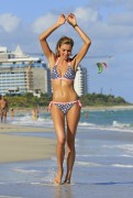 Эммануэла де Паула, Джессика Харт (Jessica Hart, Emanuela de Paula) Bikini Photoshoot on the Beach in Miami - 06.12.2013 -  285 HQ 69a519301833785