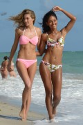 Эммануэла де Паула, Джессика Харт (Jessica Hart, Emanuela de Paula) Bikini Photoshoot on the Beach in Miami - 06.12.2013 -  285 HQ 7c1c16301848039