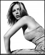 Скарлетт Йохансcон (Scarlett Johansson) Bryan Adams photoshoot - 1xHQ Dac96e302382362