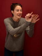 Шейлин Вудли (Shailene Woodley) Sundance Film Festival 'White Bird In A Blizzard' Portraits by Larry Busacca (Park City, January 20, 2014) (11xHQ) 62f52f303423256