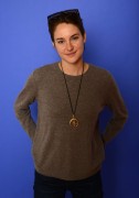 Шейлин Вудли (Shailene Woodley) Sundance Film Festival 'White Bird In A Blizzard' Portraits by Larry Busacca (Park City, January 20, 2014) (11xHQ) 8d30bd303423157