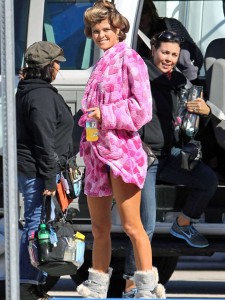 Nina Agdal ass upskirt on the Set of Entourage | UpskirtSTARS