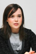 Эллен Пейдж (Ellen Page) Juno Press Conference (06.11.2007) 1b6ac0308167040