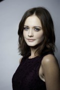 Алексис Бледел (Alexis Bledel) Sebastian Pira Photoshoot 2012 (8xHQ) 69e5b6308698077