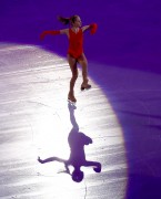Юлия Липницкая - Figure Skating Exhibition Gala, Sochi, Russia, 02.22.2014 (21xHQ) 24ddd8309921697