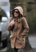Джери Холливелл (Geri Halliwell) Out and about in North London - 10.02.2014 - 26xHQ 5c5a32312666090