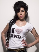 Эми Уайнхаус (Amy Winehouse) фотограф Jillian Edelstein - 12xHQ 4f9dd8312678038