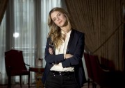 Мелани Лоран (Mélanie Laurent) 'Aloft' portrait session Berlin (14xHQ) 4648c9313119938