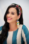 Кэти Перри (Katy Perry) Portraits at 'The Smurfs 2' Press Conference in Cancun,22.04.13 (8xHQ) 572904313126430