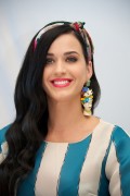 Кэти Перри (Katy Perry) Portraits at 'The Smurfs 2' Press Conference in Cancun,22.04.13 (8xHQ) 6194bf313126375
