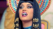 Кэти Перри (Katy Perry) Dark Horse Music Video Stills, 02.20.2014 - 44xHQ E04fa7313127621