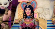 Кэти Перри (Katy Perry) Dark Horse Music Video Stills, 02.20.2014 - 44xHQ F0b08c313127585