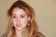 Шейлин Вудли (Shailene Woodley) The Speculator Now press conference (Beverly Hills, July 29, 2013)  83a1f5315032923