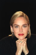 Sharon Stone - Страница 4 07bc7c317378254