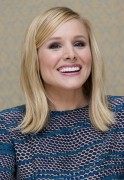 Кристен Билл (Kristen Bell) 'House of Lies' photocall in Los Angeles, California - April 15, 2014 - 23xHQ A21937321696358