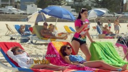 Ariel Winter & Sarah Hyland - Beach Scene + more - Modern Family S05E20