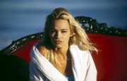 Памела Андерсон (Pamela Anderson) Kim Carlsberg Baywatch Photoshoot 1995 - 49хHQ 626078325655459