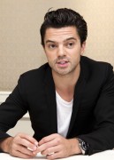Доминик Купер (Dominic Cooper) The Devil's Double press conference (Los Angeles, July 24, 2011) Dcac66325651465