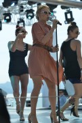 Кайли Миноуг (Kylie Minogue) performs on stage for french tv station Canal+ in Cannes 5/20/14 - 126 HQ/MQ Cc5926327902081