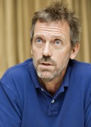 Хью Лори (Hugh Laurie) House MD press conference (28.10.2010) (8xHQ) E5a707333290739