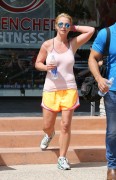 Бритни Спирс (Britney Spears) Leaving the 'Drenched Fitness' in LA, 26.06.2014 (35xHQ) 25ed80336188062