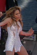 Дженнифер Лопез (Jennifer Lopez) Performs on ABC's 'Good Morning America' in New York City - June 20, 2014 - 110xUHQ 742a59336186312