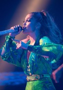 Дженнифер Лопез (Jennifer Lopez) In concert at Foxwoods Casino's Great Theater in Connecticut - June 21, 2014 - 26xUHQ E103d9336189397