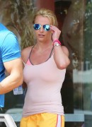 Бритни Спирс (Britney Spears) Leaving the 'Drenched Fitness' in LA, 26.06.2014 (35xHQ) E62841336187950