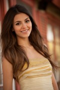 Виктория Джастис (Victoria Justice) Topanga Ranch Motel Fashion Shoot at Topanga Beach in California - January 23, 2011 (442xHQ) 5d6f3a336575075