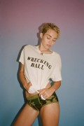 Майли Сайрус (Miley Cyrus) Tyrone Lebon Photoshoot - 94 MQ F5a1cf336749747