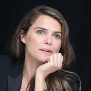 Кери Расселл (Keri Russell) 'Dawn Of The Planet Of The Apes' press conference in San Francisco - 06.27.14 - 22 HQ Bdf210336876542