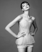 Энн Хэтэуэй (Anne Hathaway) фото David Slijper, 2012 for Harper's Bazaar (4xHQ) 3456ec342562681