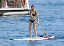 Marion Cotillard Having Fun In Bikini On A Yacht In Cannes