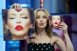 Kylie Minogue - Страница 23 F3cc8b348845849