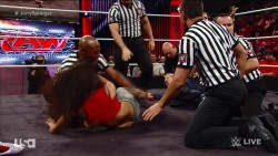 WWE Divas Butt crack