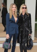 Cara Delevingne & Kate Moss - Burberry Prorsum show in London. 15/09/2014