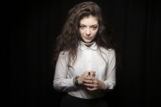 Лорд (Lorde) Victoria Will Photoshoot - 2013 (6xHQ) 8e40ad355378426