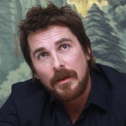 Кристиан Бэйл (Christian Bale) 'American Hustle' press conference (New York, 06.12.2013) 68d725356887914