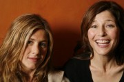 Дженнифер Энистон, Кэтрин Кинер (Catherine Keener, Jennifer Aniston) 'Friends With Money' Portraits - 12xUHQ  7ee49a357045168