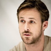 Райан Гослинг (Ryan Gosling) Crazy, Stupid, Love press conference (New York, 19.07.2011) (8xHQ) B53f5a358558493