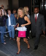 Дженнифер Энистон (Jennifer Aniston) - Leaving Variety Studio At Holt Renfrew In Toronto, 08.09.14 (12xHQ) 67488e358768667