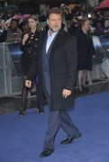 Расселл Кроу (Russell Crowe) 'Man of Steel' Premiere, Odeon Leicester Square, London, UK, 06.12.13 (61xHQ) 103cf9359756234