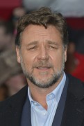 Расселл Кроу (Russell Crowe) 'Man of Steel' Premiere, Odeon Leicester Square, London, UK, 06.12.13 (61xHQ) 42bd72359755849