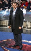 Расселл Кроу (Russell Crowe) 'Man of Steel' Premiere, Odeon Leicester Square, London, UK, 06.12.13 (61xHQ) D11d02359756111