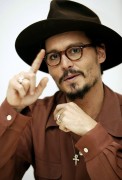 Джонни Депп (Johnny Depp) портрет с пресс конференции "Libertine", 24 ноября 2010 (4xMQ, 2xHQ) 9c2482359772476